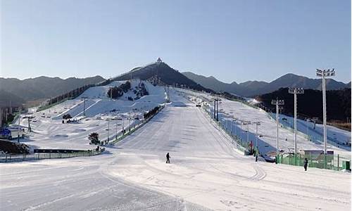 南山滑雪场开业时间_南山滑雪