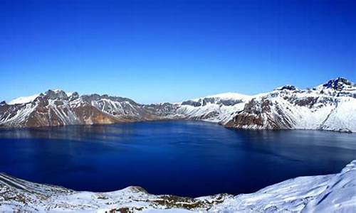 长白山8月份有雪吗_长白山8月旅游怎么样